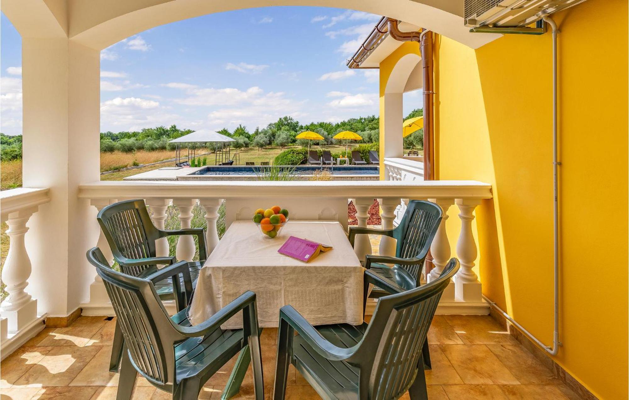 Amazing Home In Valtura ภายนอก รูปภาพ